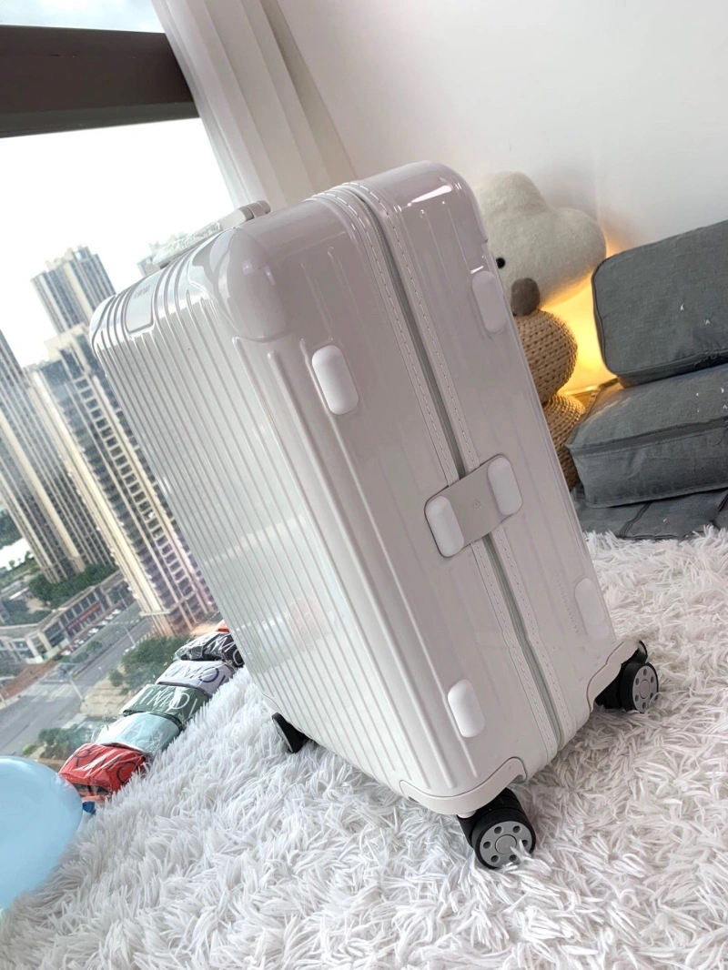 R1m0wa suitcase 4461-0061
