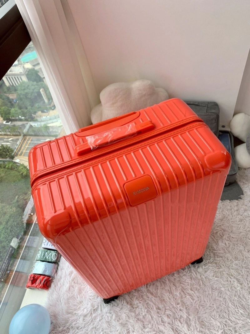 R1m0wa suitcase 4461-0065