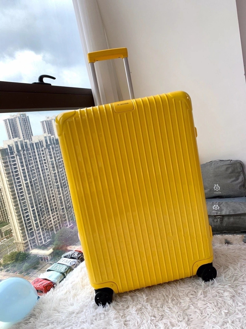 R1m0wa suitcase 4461-0066