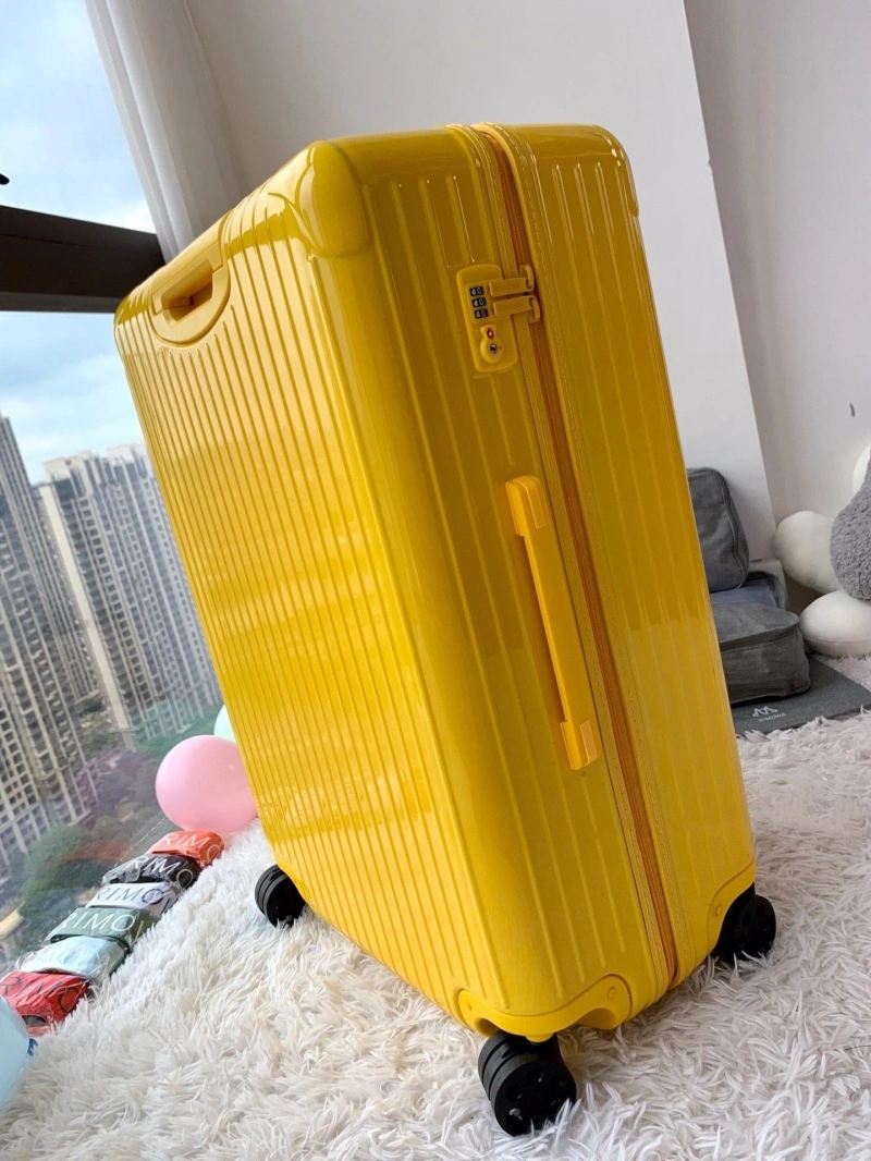 R1m0wa suitcase 4461-0066