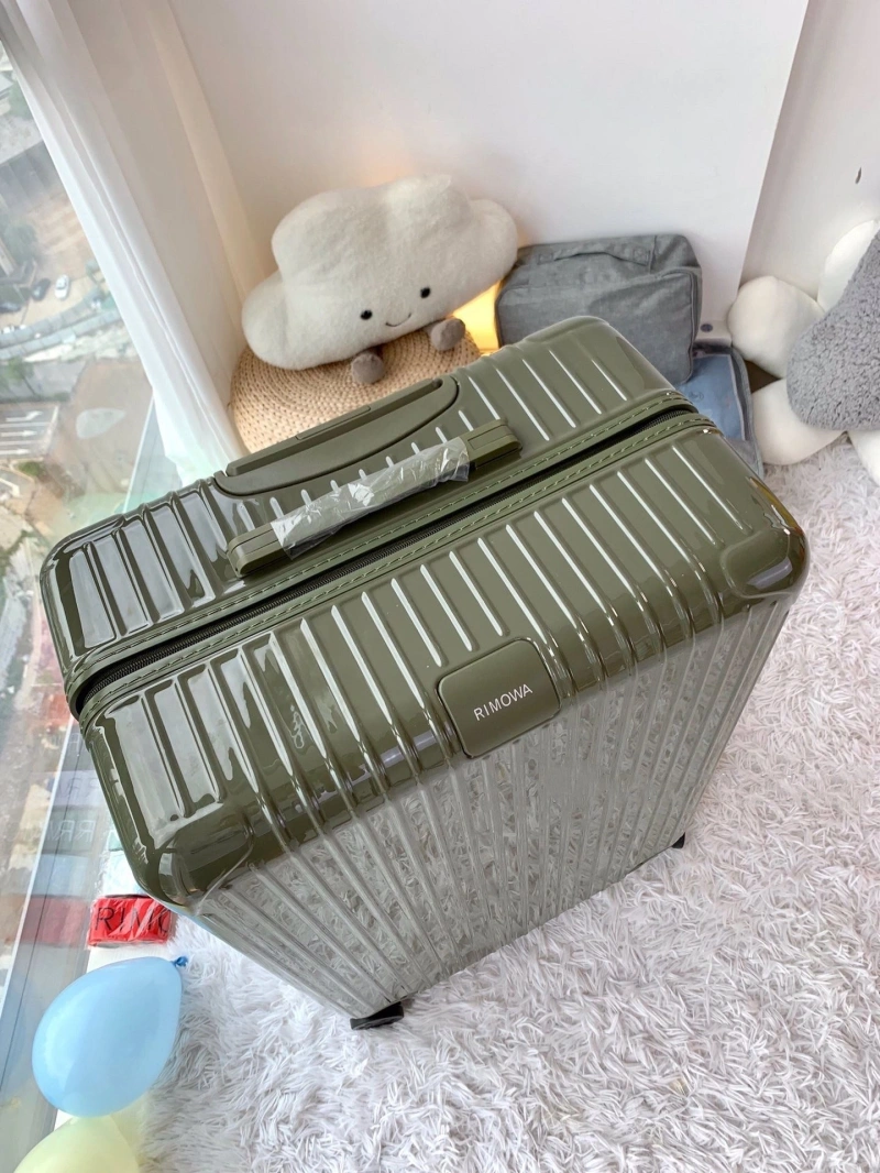 R1m0wa suitcase 4461-0067