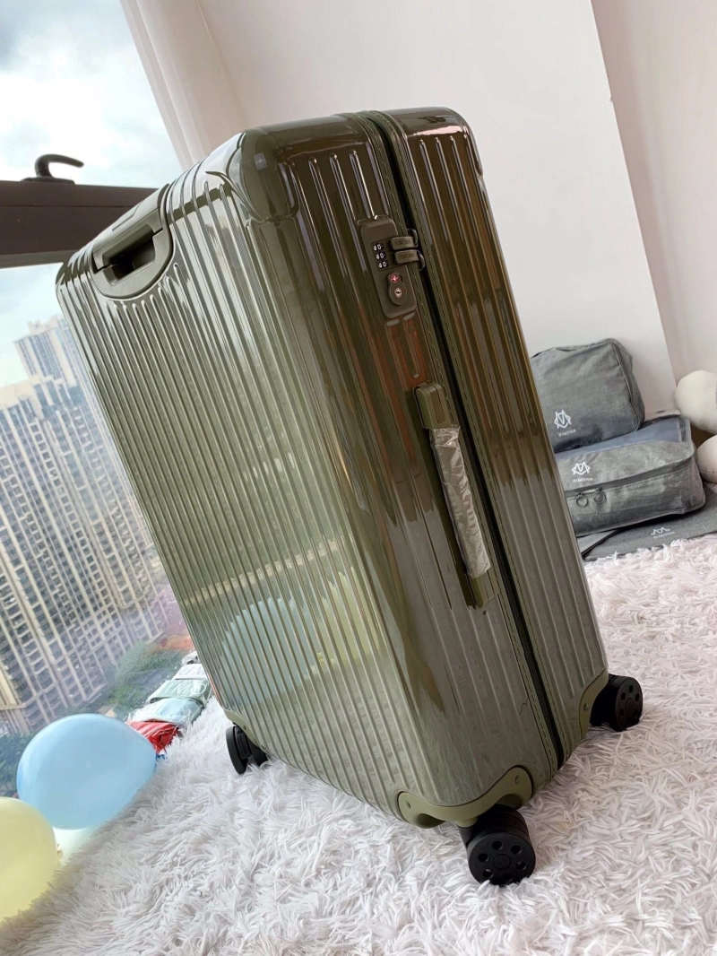 R1m0wa suitcase 4461-0067