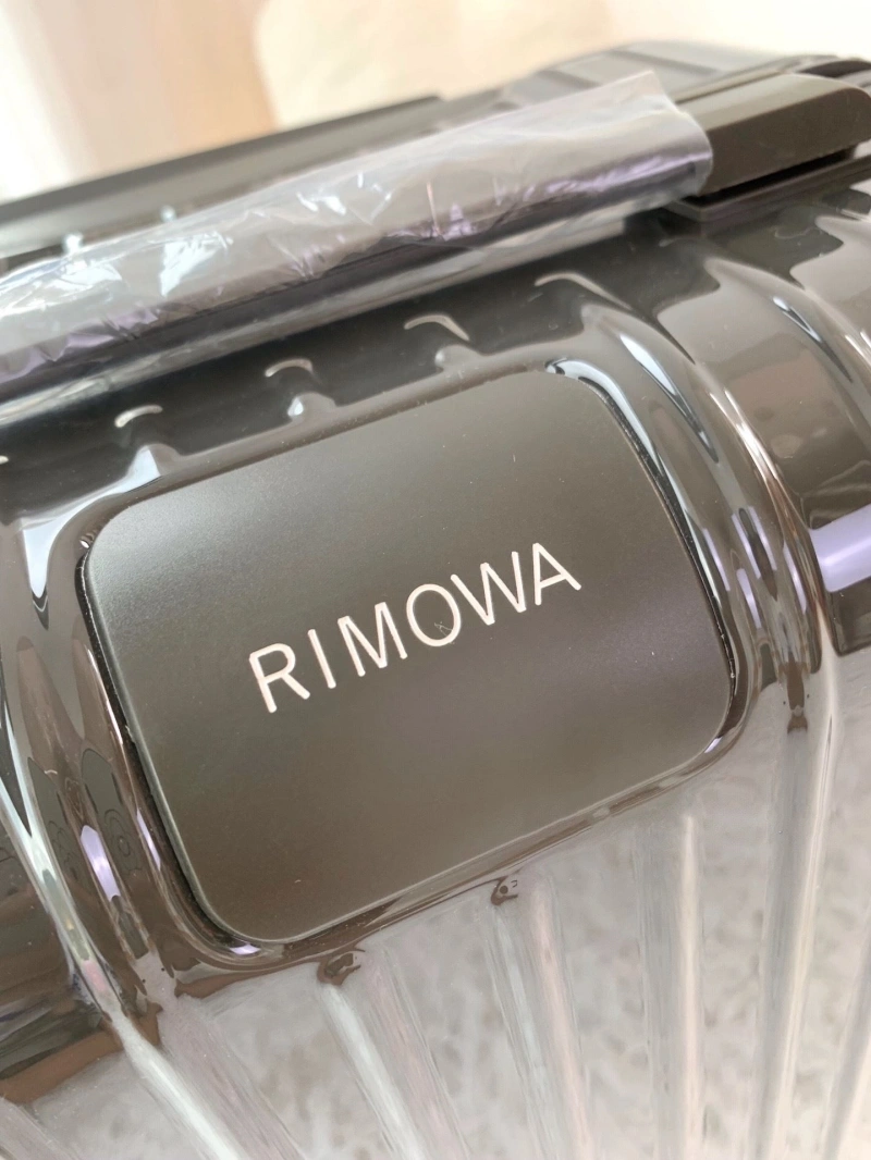 R1m0wa suitcase 4461-0068