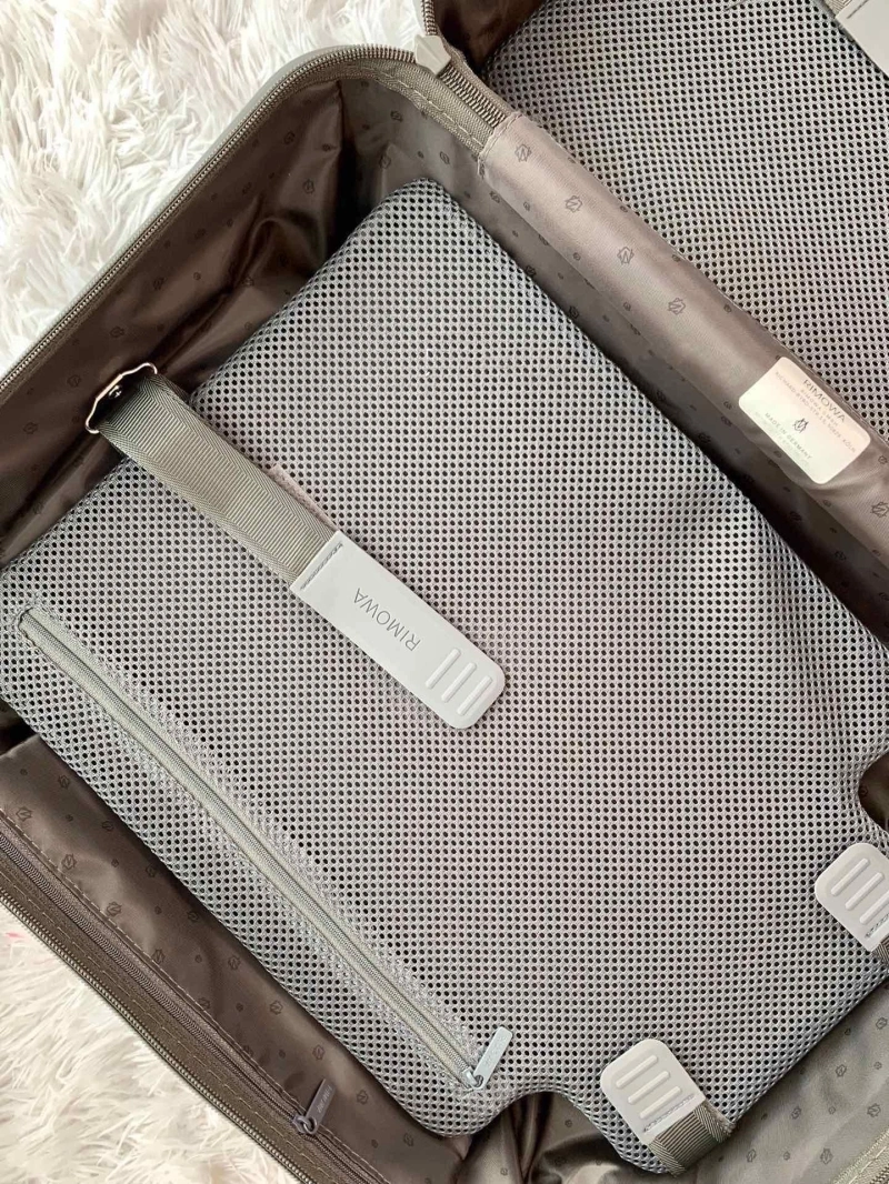 R1m0wa suitcase 4461-0068