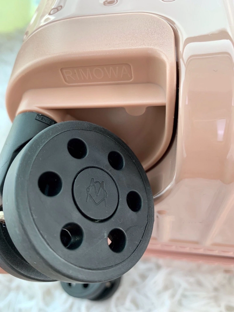 R1m0wa suitcase 4461-0069