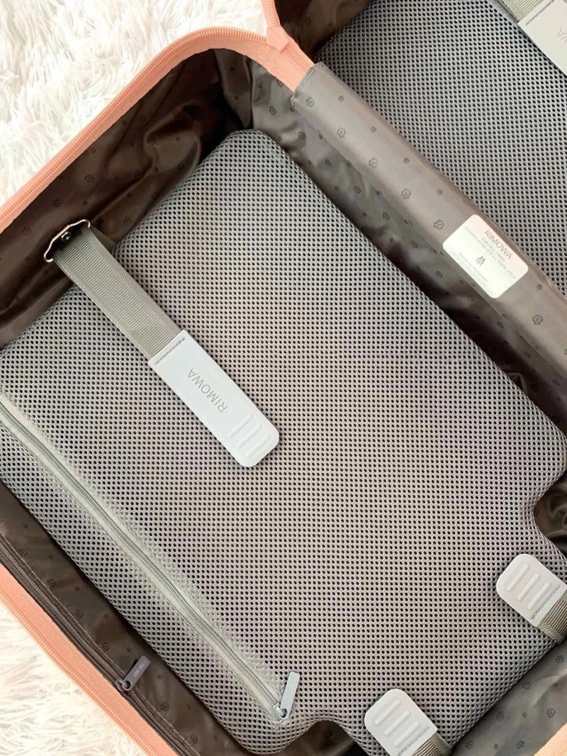 R1m0wa suitcase 4461-0069