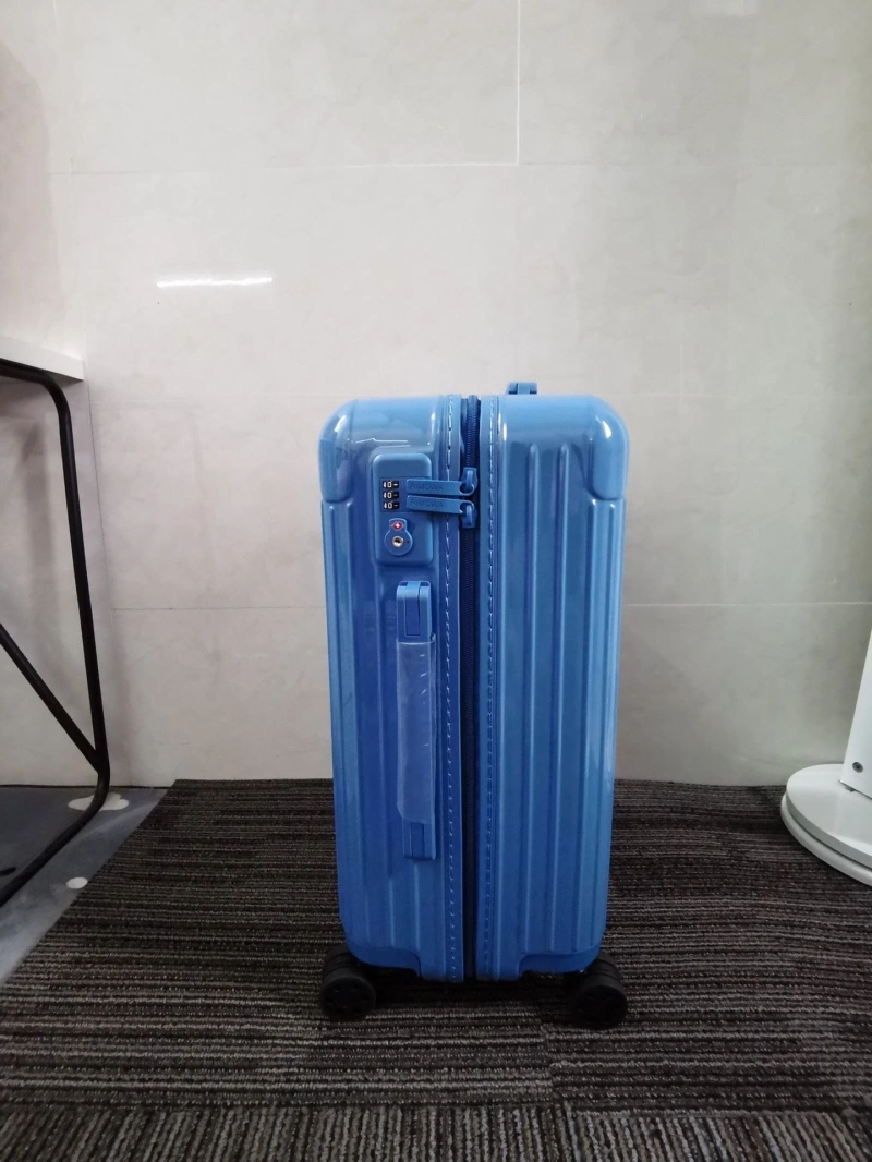 R1m0wa suitcase 4461-0071