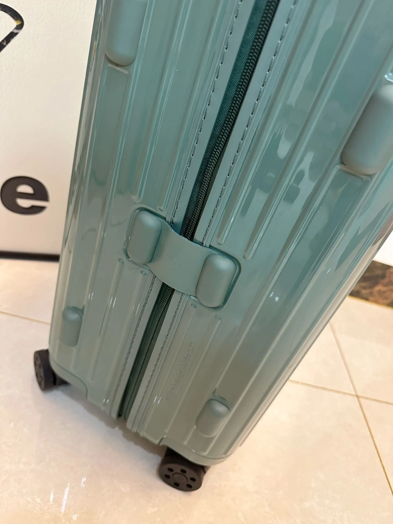 R1m0wa suitcase 4461-0074