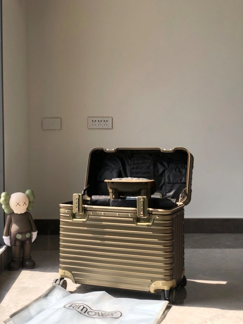 R1m0wa suitcase 4461-0087