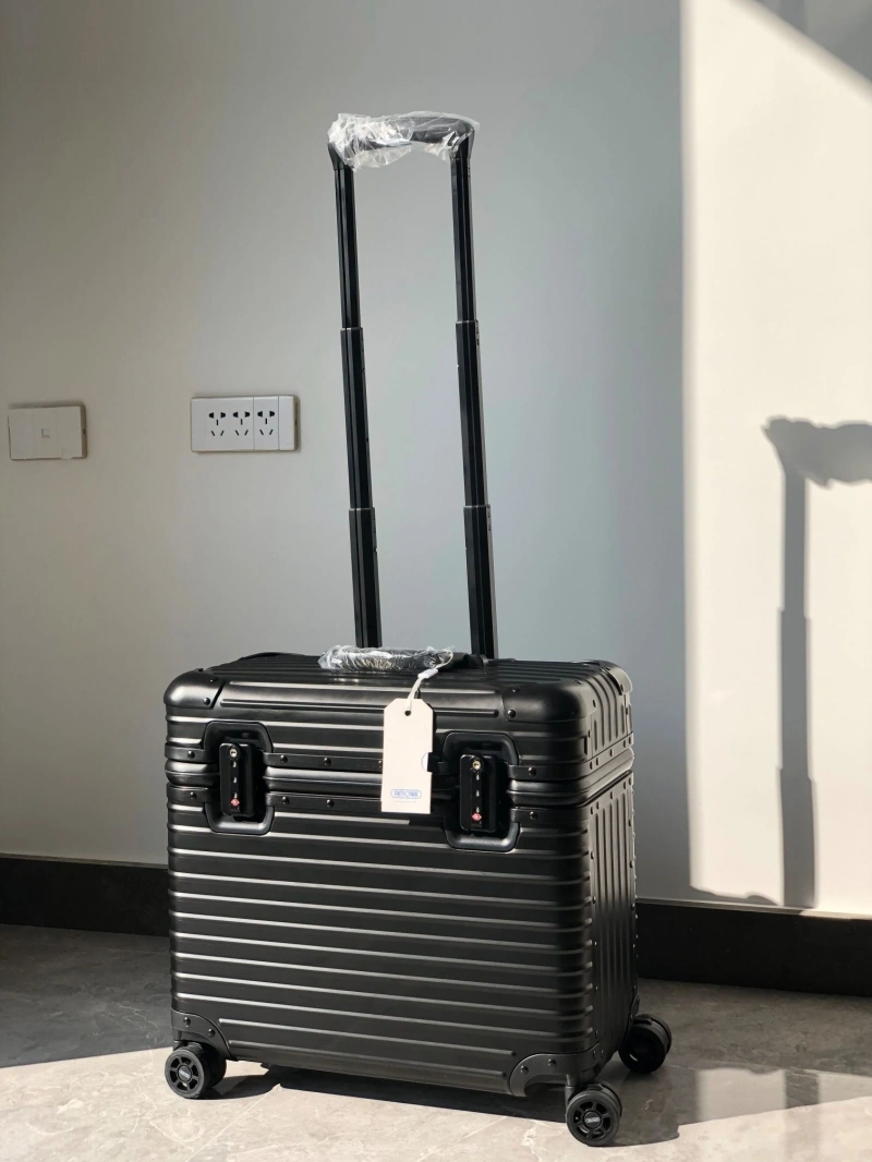 R1m0wa suitcase 4461-0088