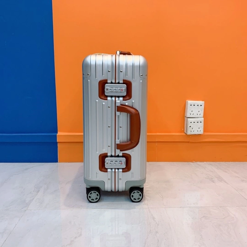 R1m0wa suitcase 4461-0097