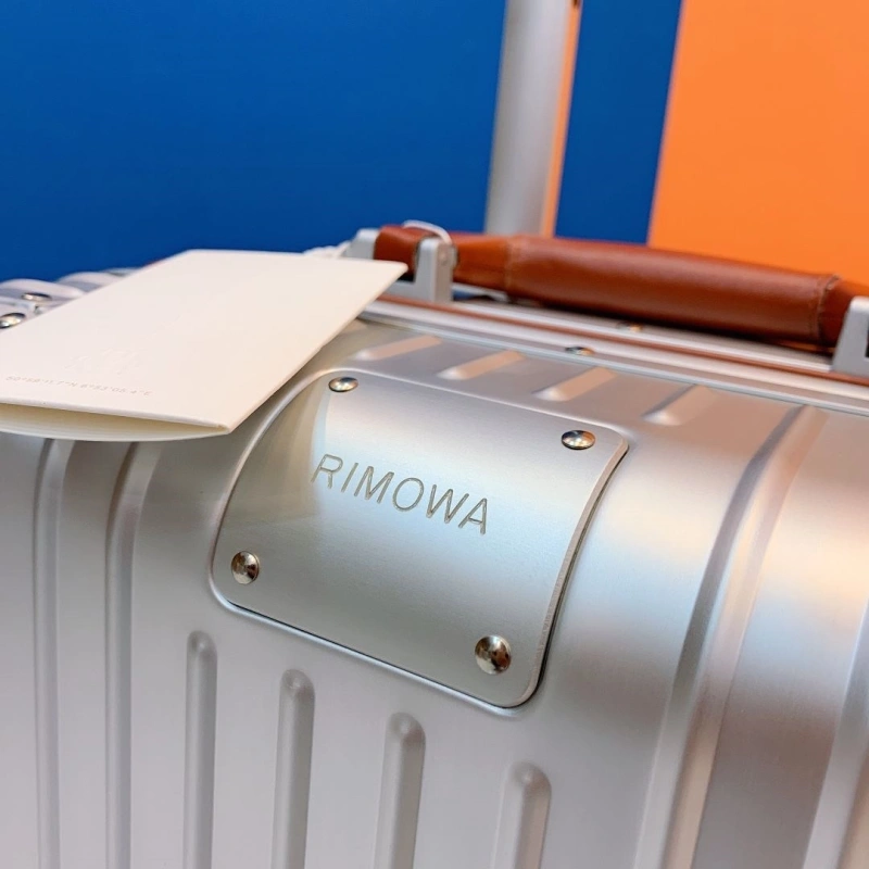 R1m0wa suitcase 4461-0097