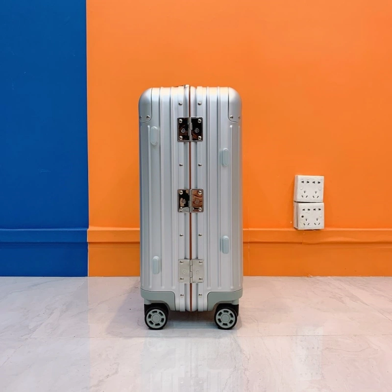 R1m0wa suitcase 4461-0097