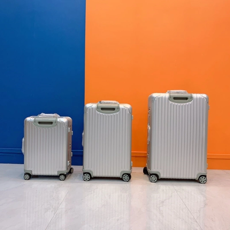 R1m0wa suitcase 4461-0101