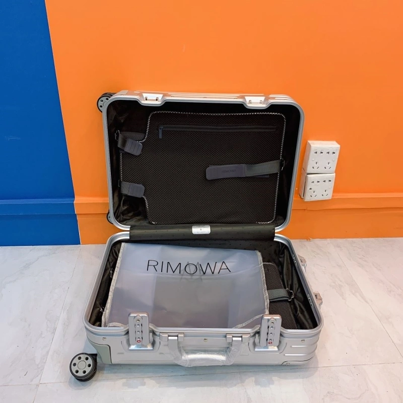 R1m0wa suitcase 4461-0101