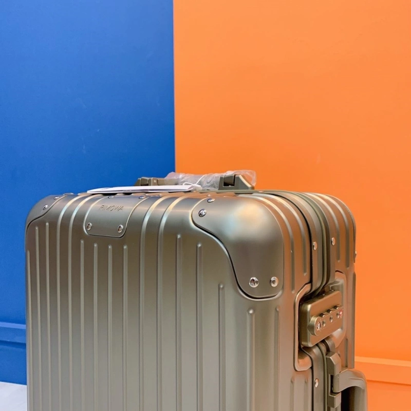 R1m0wa suitcase 4461-0102