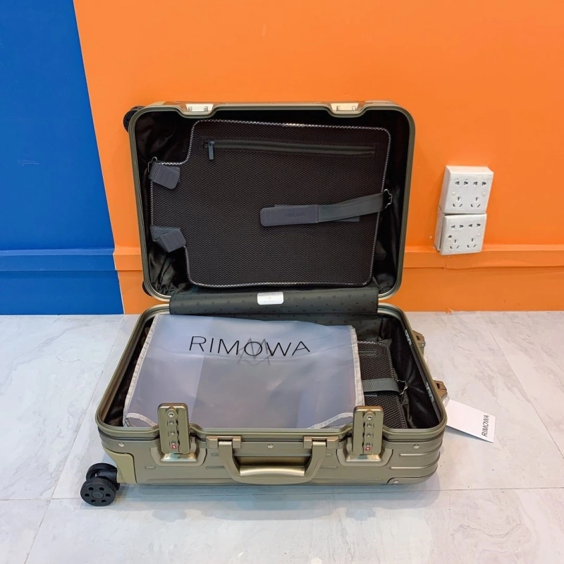 R1m0wa suitcase 4461-0102