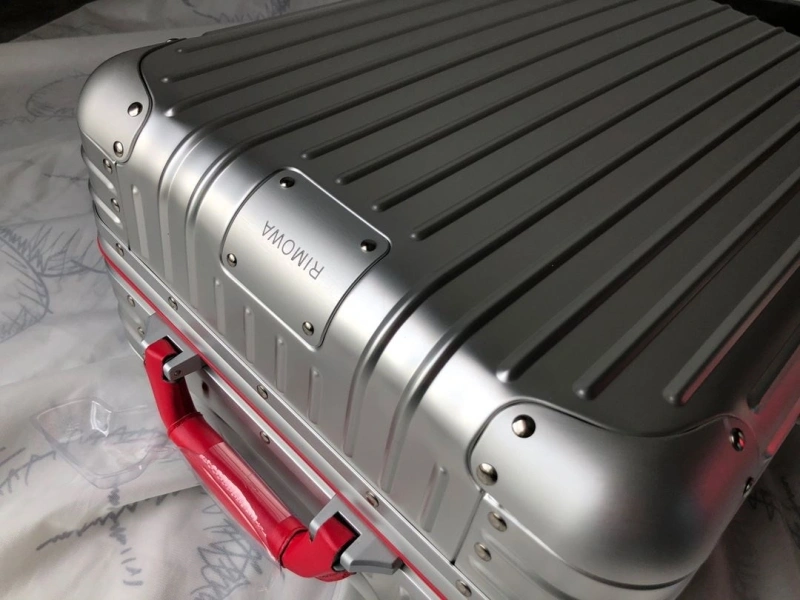 R1m0wa suitcase 4461-0121