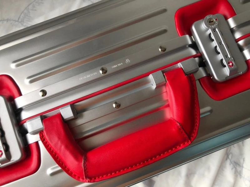 R1m0wa suitcase 4461-0121