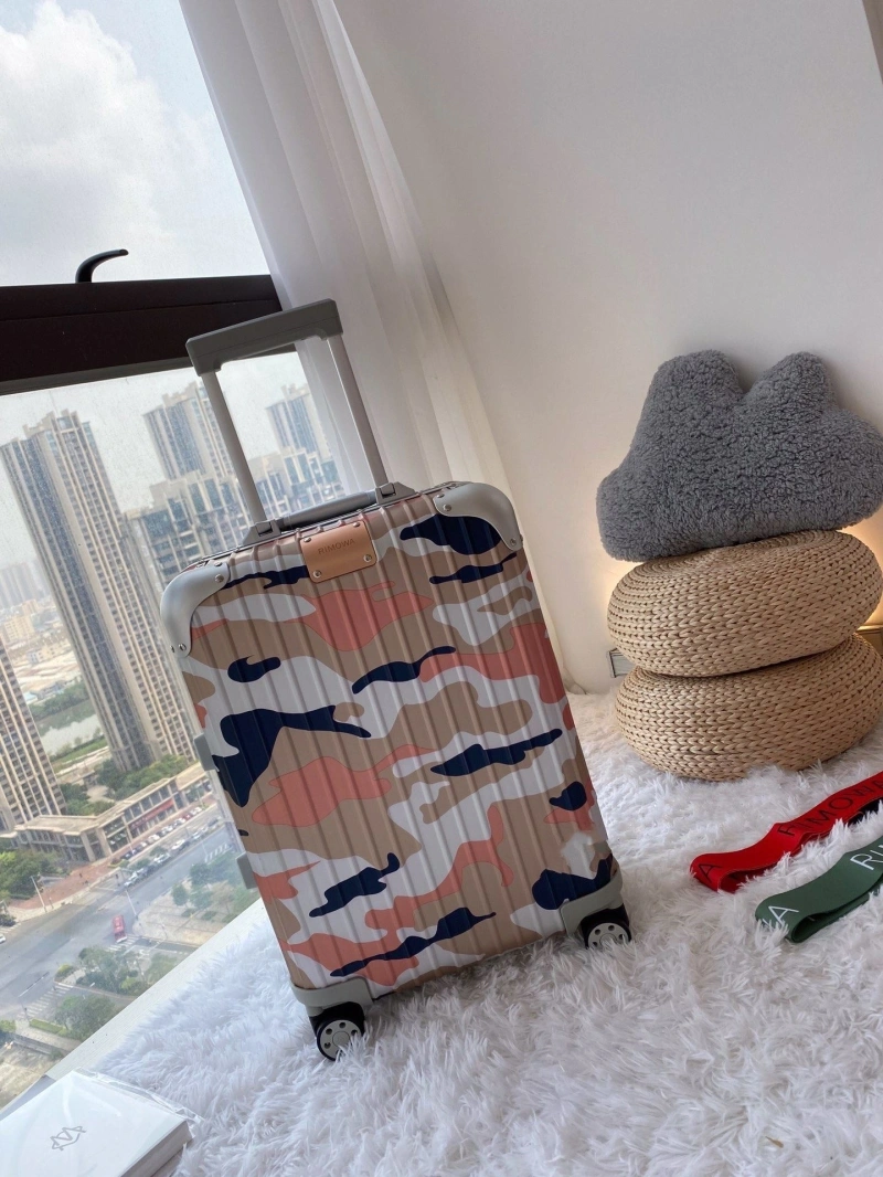 LV Suitcase 4461-0122