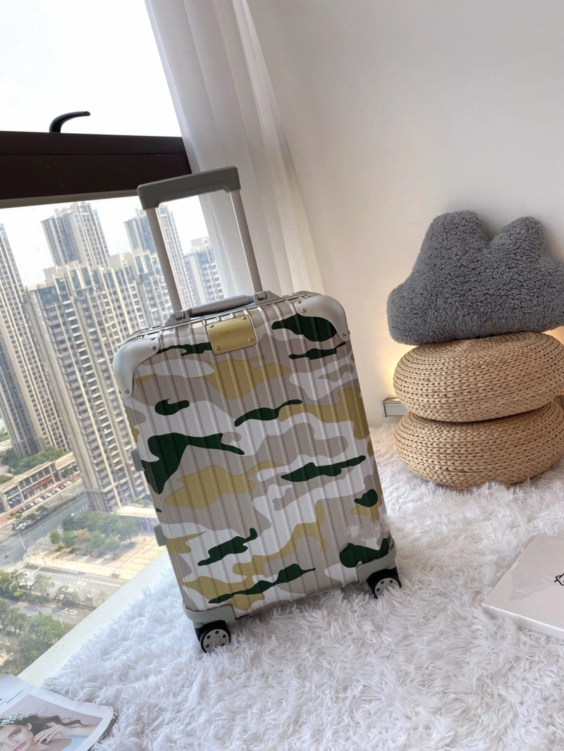 LV Suitcase 4461-0123