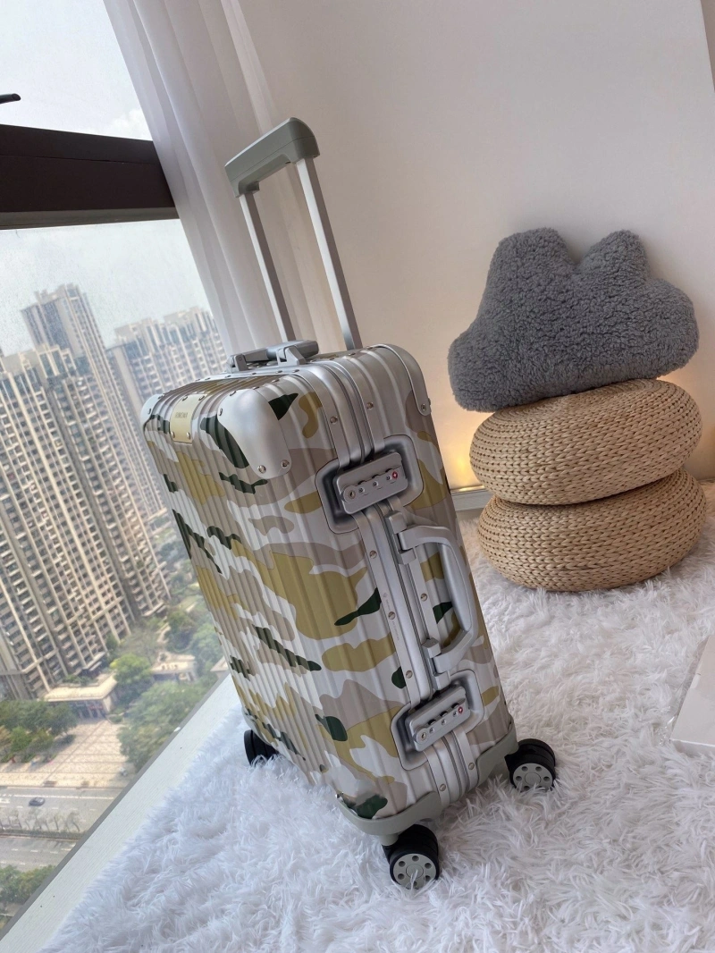LV Suitcase 4461-0123