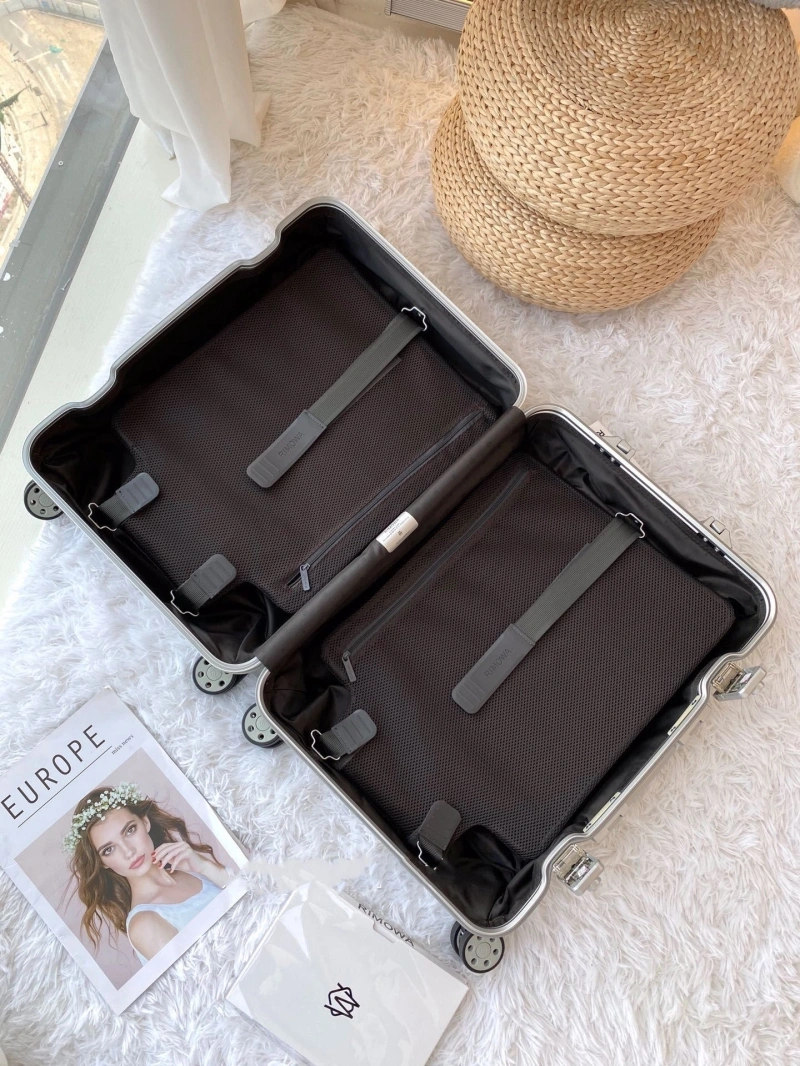 LV Suitcase 4461-0123