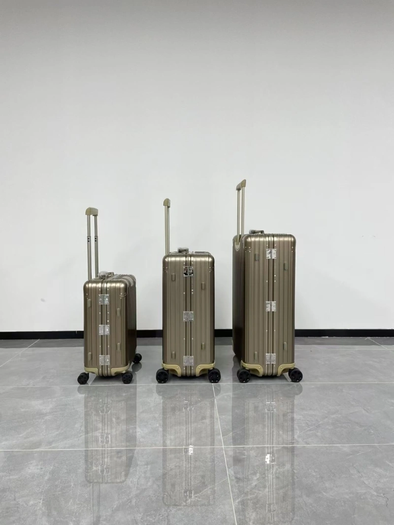 R1m0wa suitcase 4461-0125
