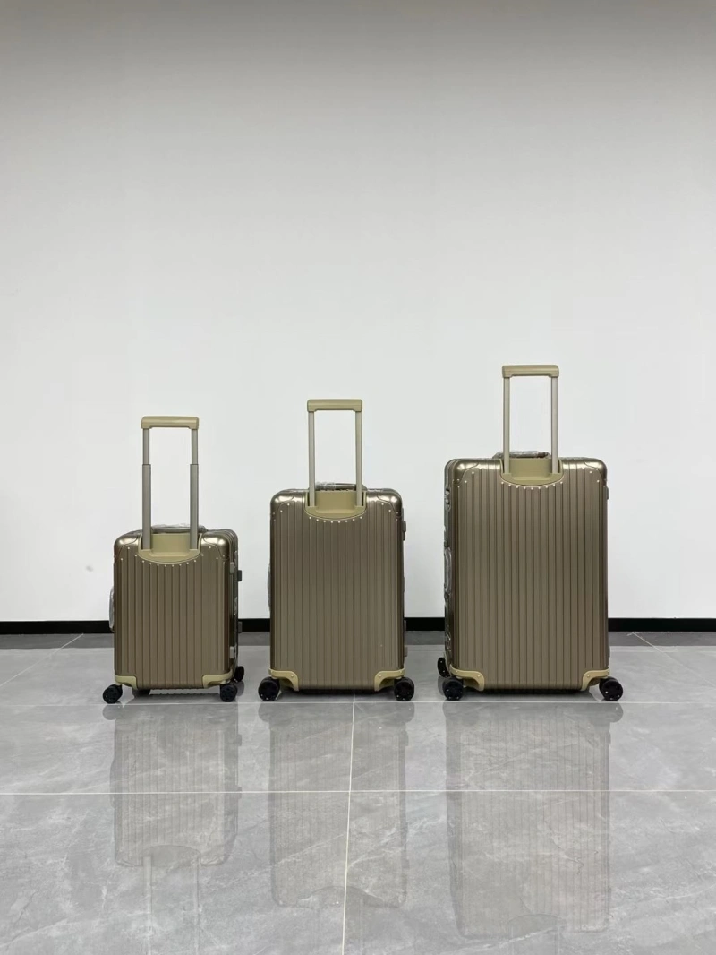 R1m0wa suitcase 4461-0125