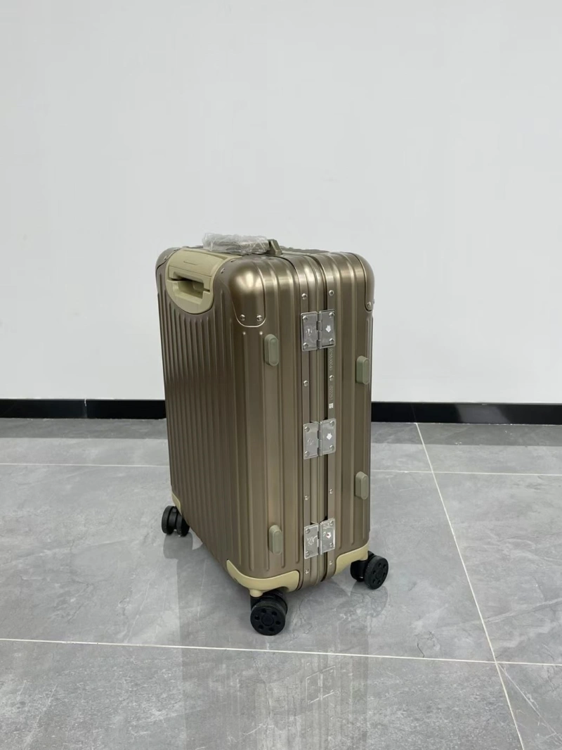 R1m0wa suitcase 4461-0125