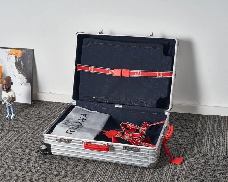 R1m0wa suitcase 4461-0130