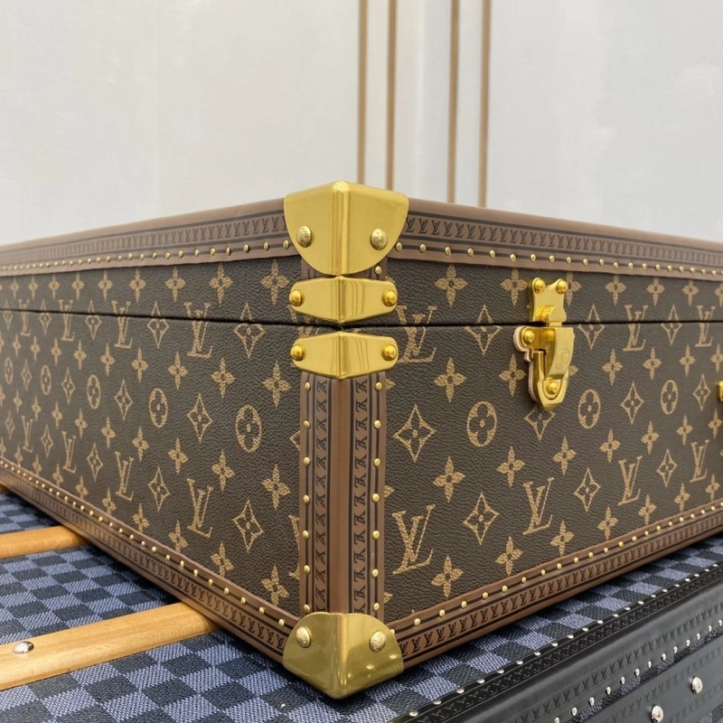 LV Suitcase 4461-0133