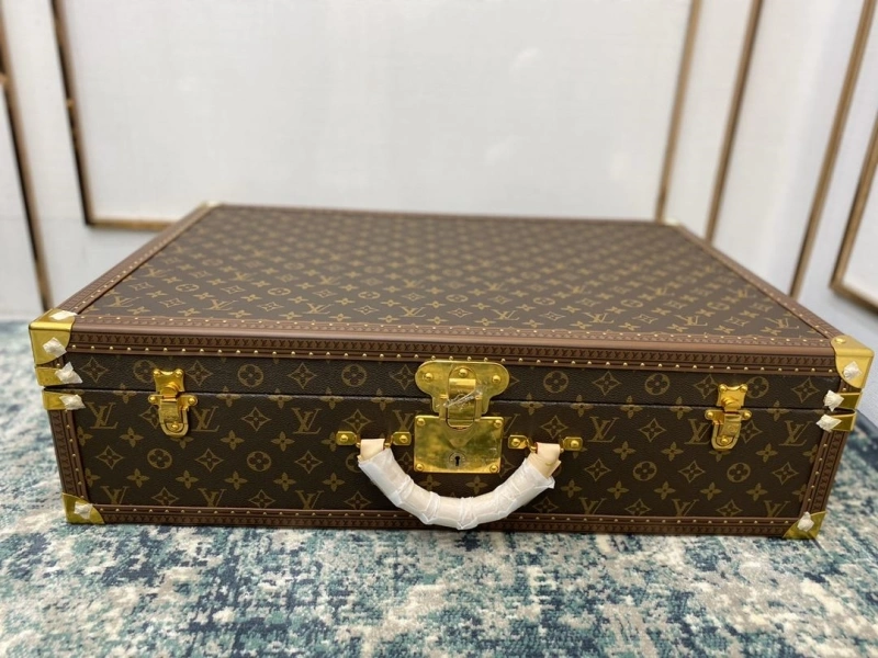LV Suitcase 4461-0136