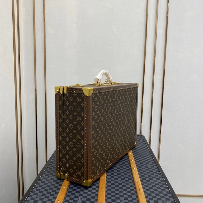 LV Suitcase 4461-0137