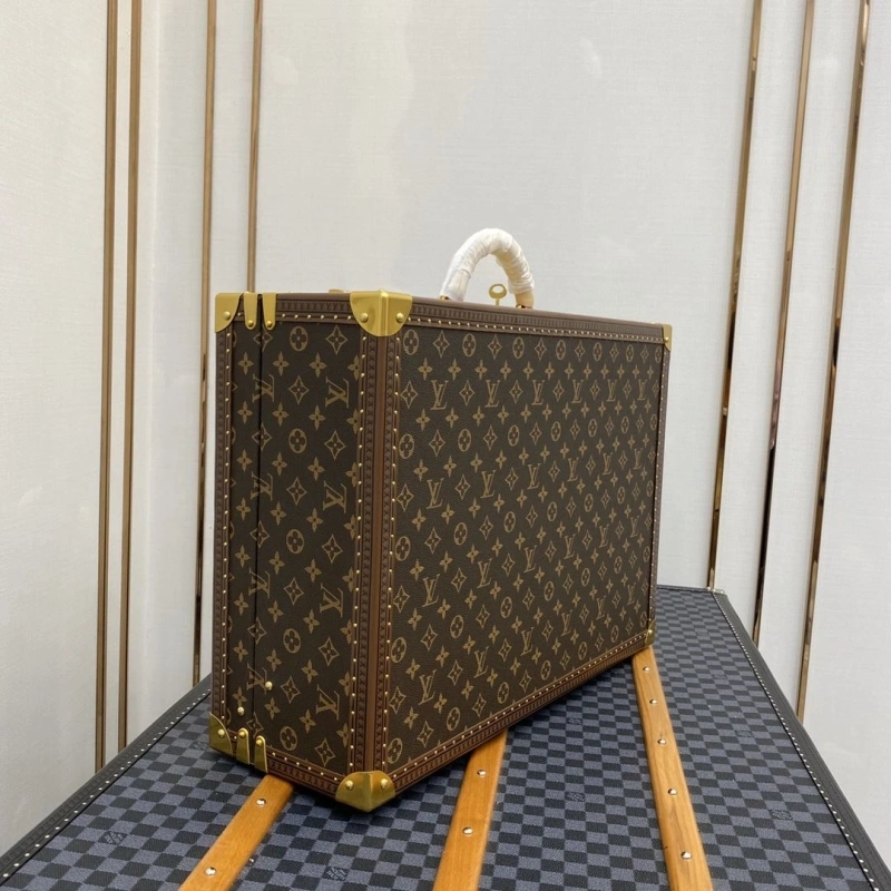 LV Suitcase 4461-0138