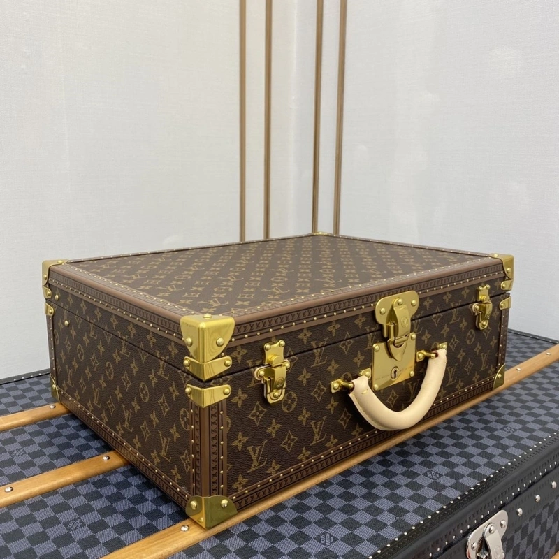 LV Suitcase 4461-0139