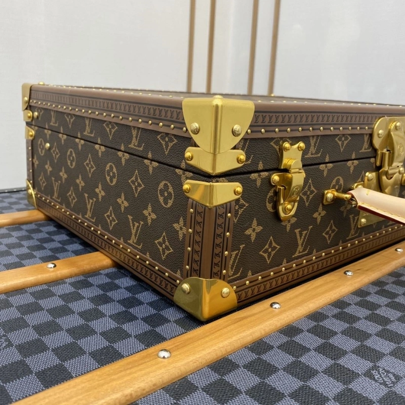 LV Suitcase 4461-0140