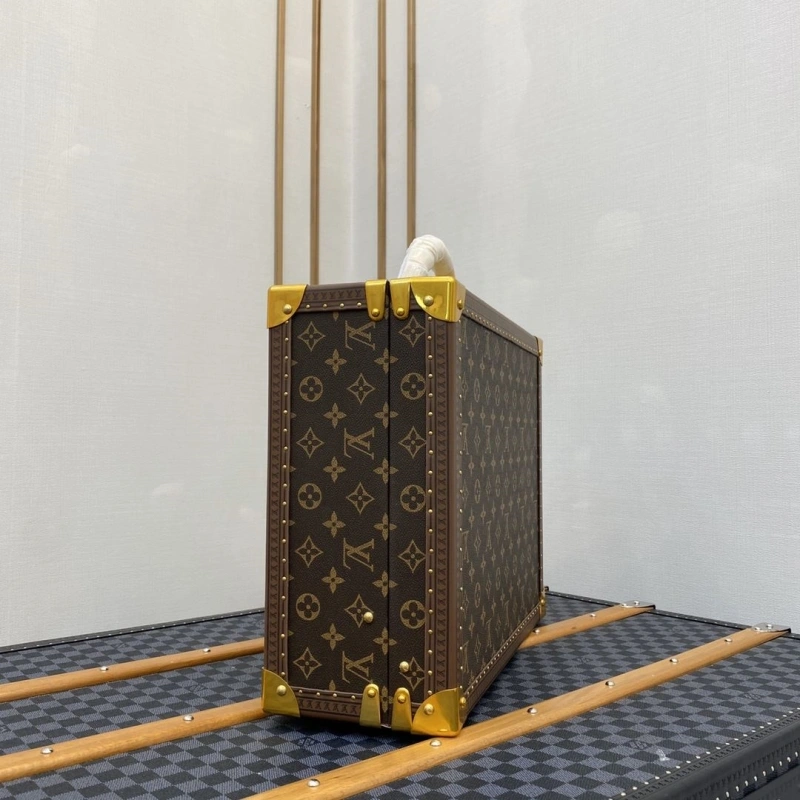 LV Suitcase 4461-0141