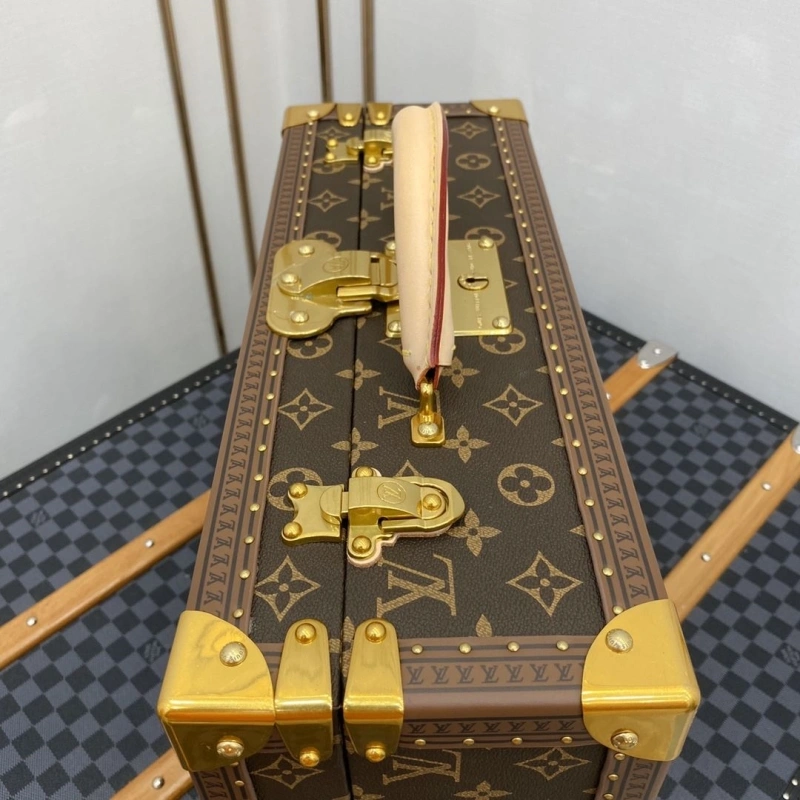LV Suitcase 4461-0141