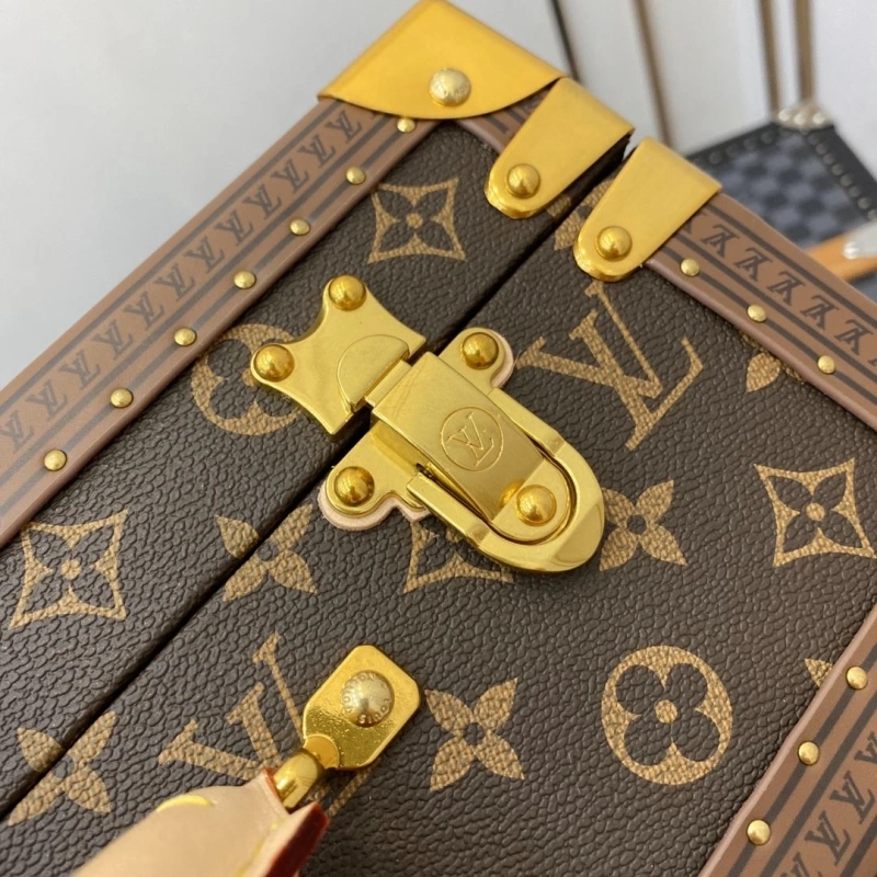 LV Suitcase 4461-0141