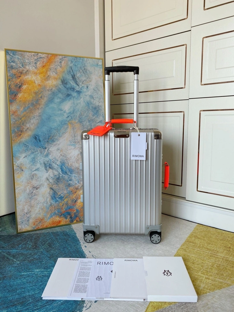 R1m0wa suitcase 4461-0152
