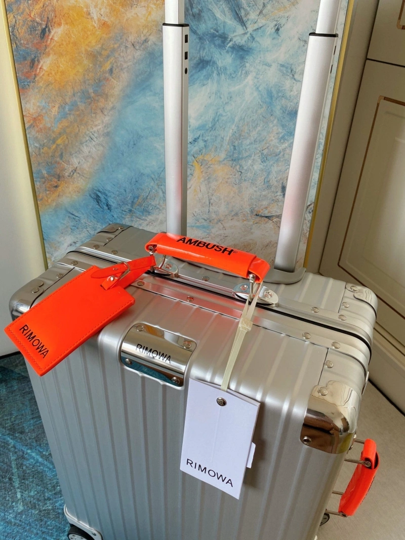 R1m0wa suitcase 4461-0152