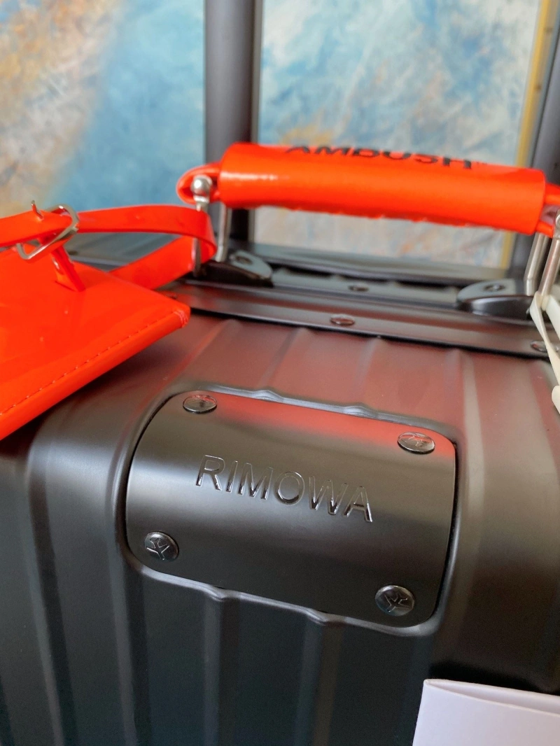 R1m0wa suitcase 4461-0153