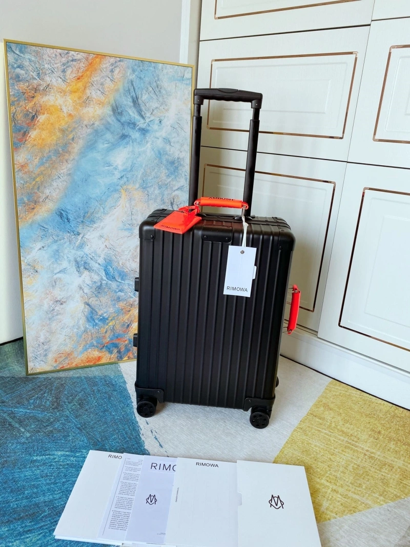 R1m0wa suitcase 4461-0153