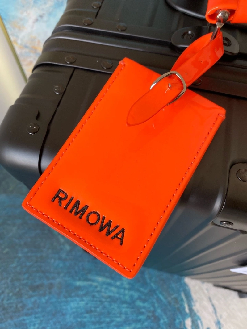 R1m0wa suitcase 4461-0153