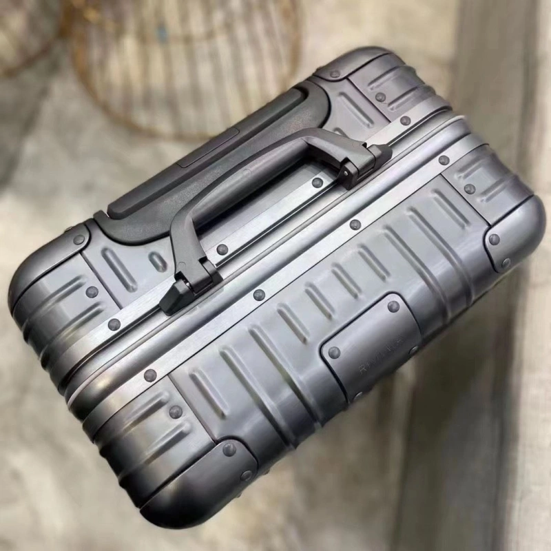 R1m0wa suitcase 4461-0154