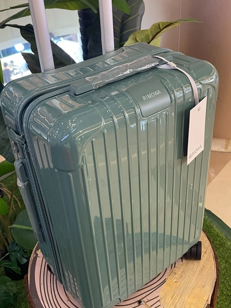 R1m0wa suitcase 4461-0164