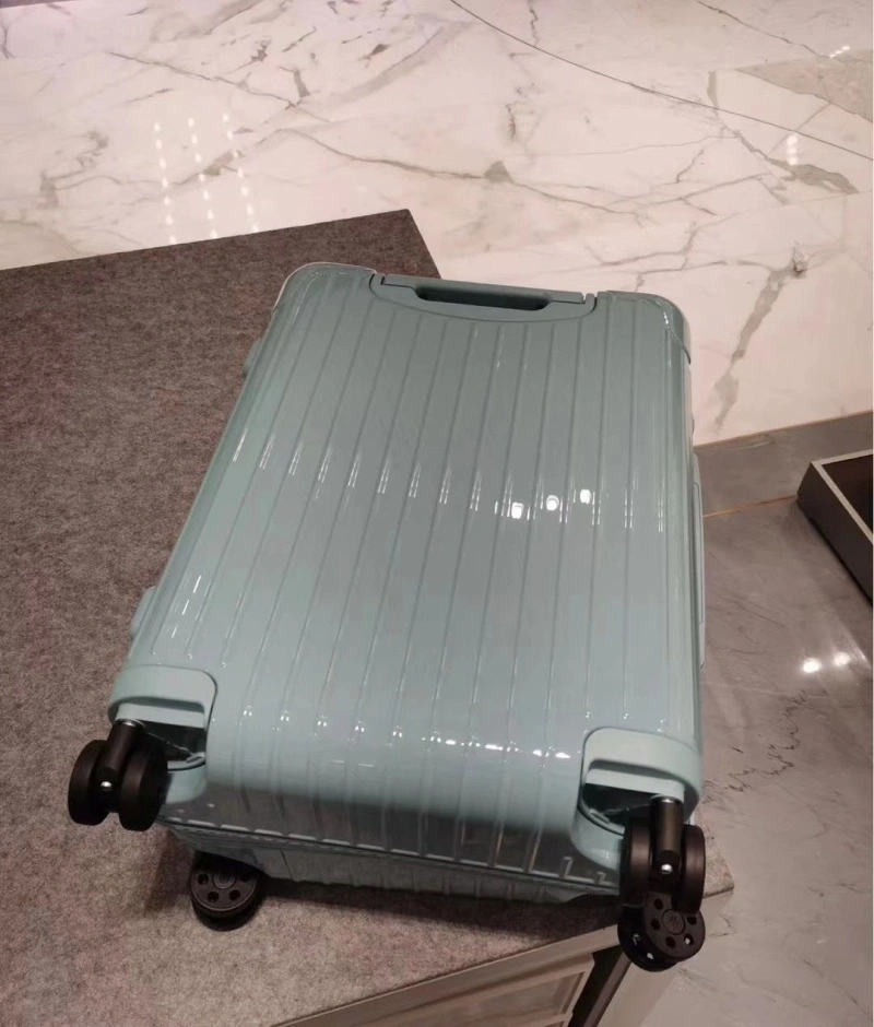 R1m0wa suitcase 4461-0167
