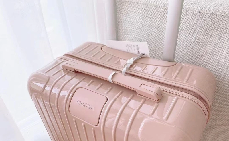 R1m0wa suitcase 4461-0168