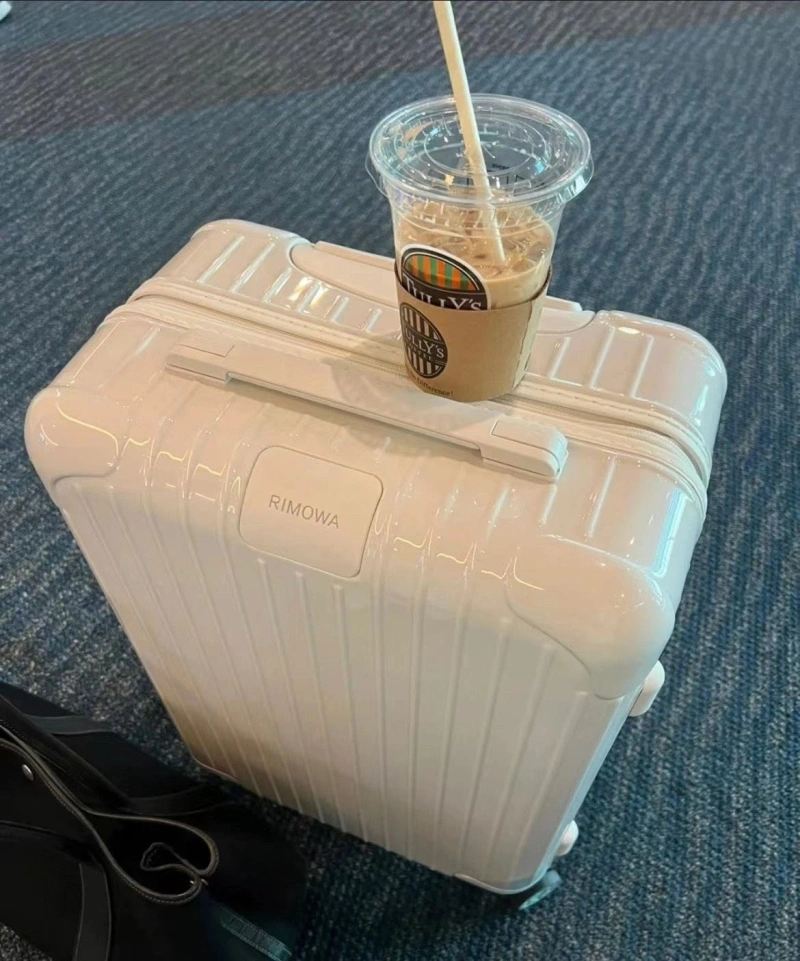 R1m0wa suitcase 4461-0169